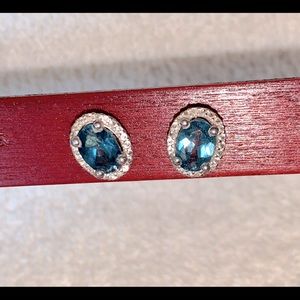 *FREE w/ $10+ purchase